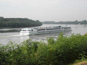 Luxurious river cruise